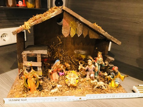 Alte weihnachtskrippe holz - weihnachtskrippe,